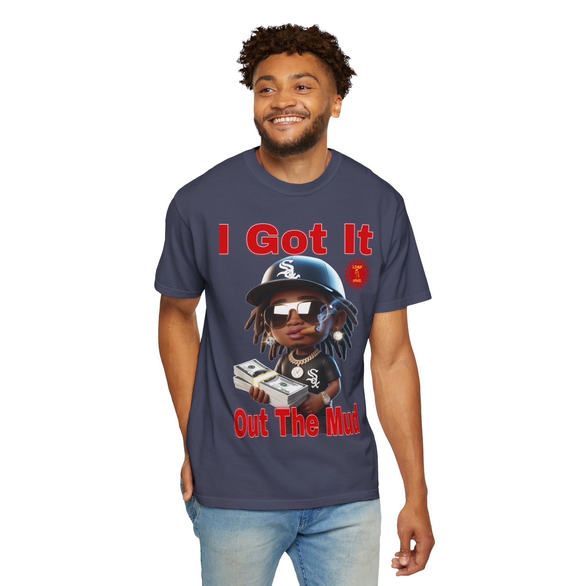 T-Shirt Out The Mud Hustler - Unisex Garment-Dyed