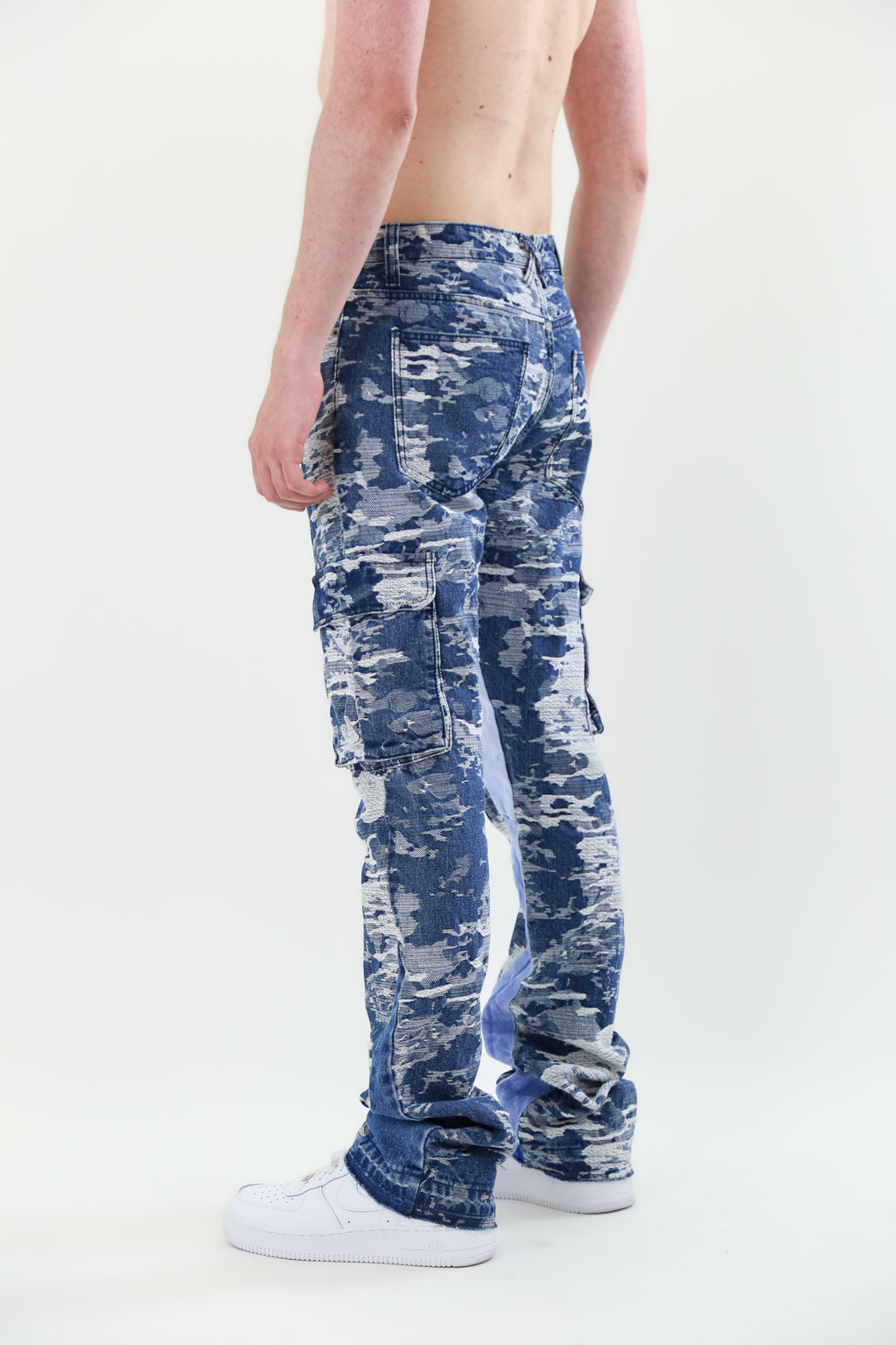 AJS695 BLUE CARGO JACQUARD STACKED JEANS